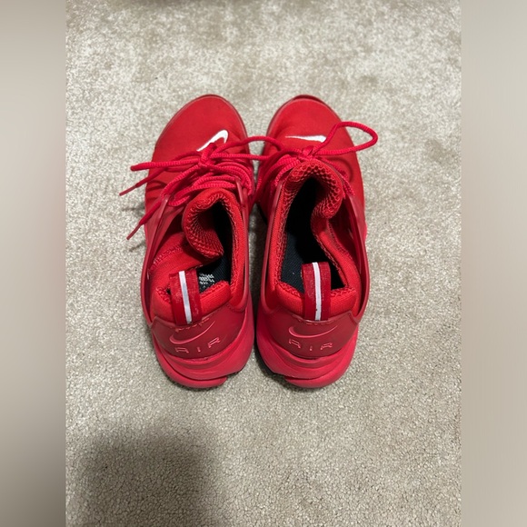size 7 red nike sneakers! - Picture 2 of 5
